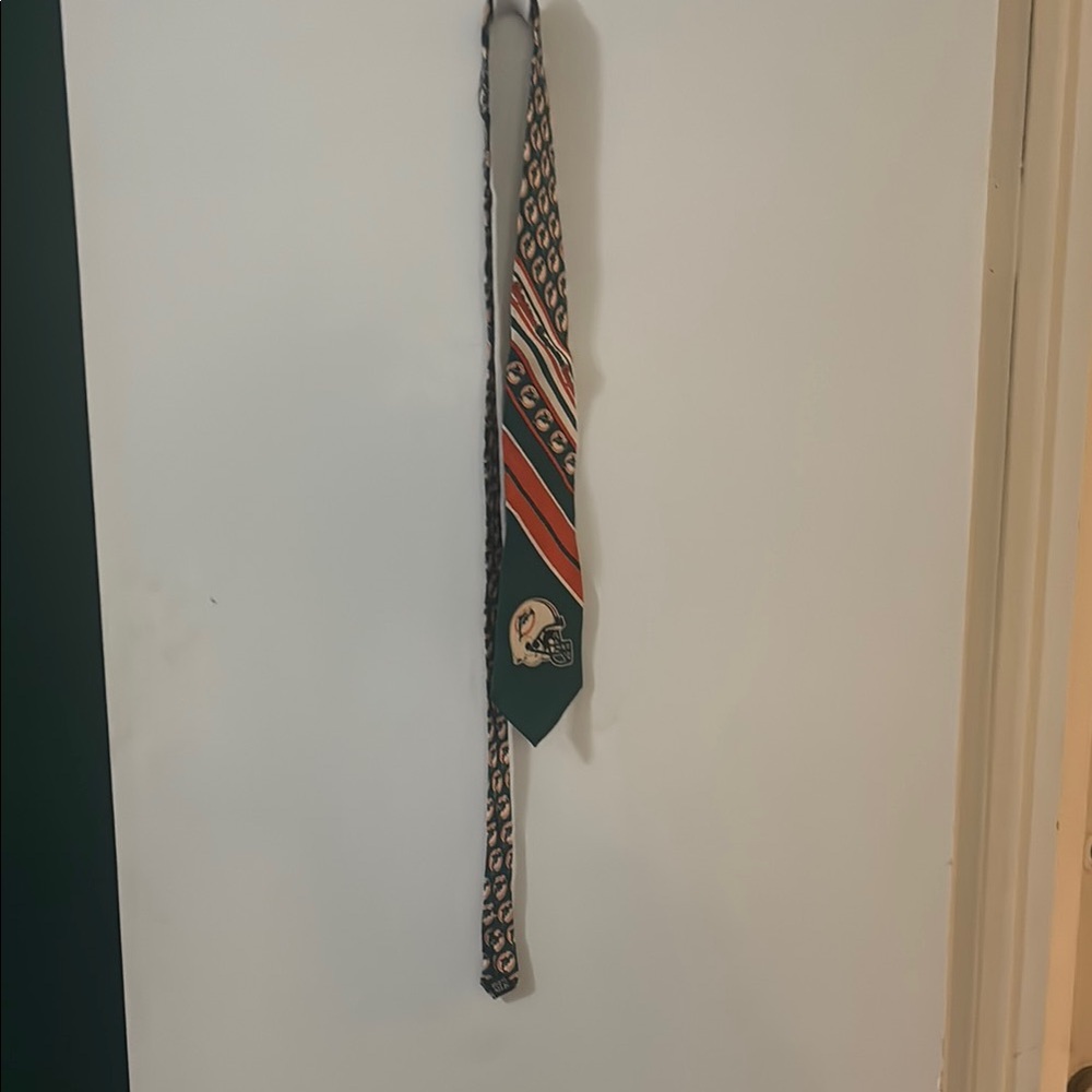 NFL Miami Dolphins Tie